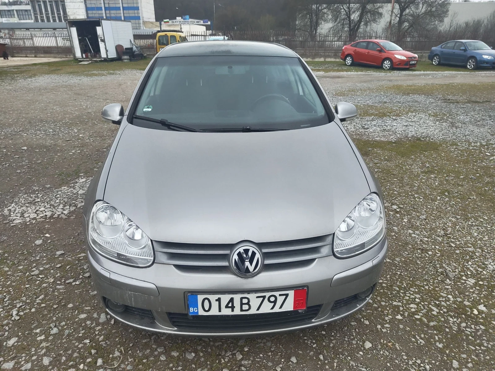 VW Golf 1.9 TDI - 6 Скорости , снимка 2 - Автомобили и джипове - 53953211