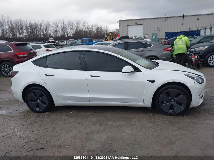 Tesla Model 3 Facelift LFP Термопомпа, снимка 13 - Автомобили и джипове - 54435789