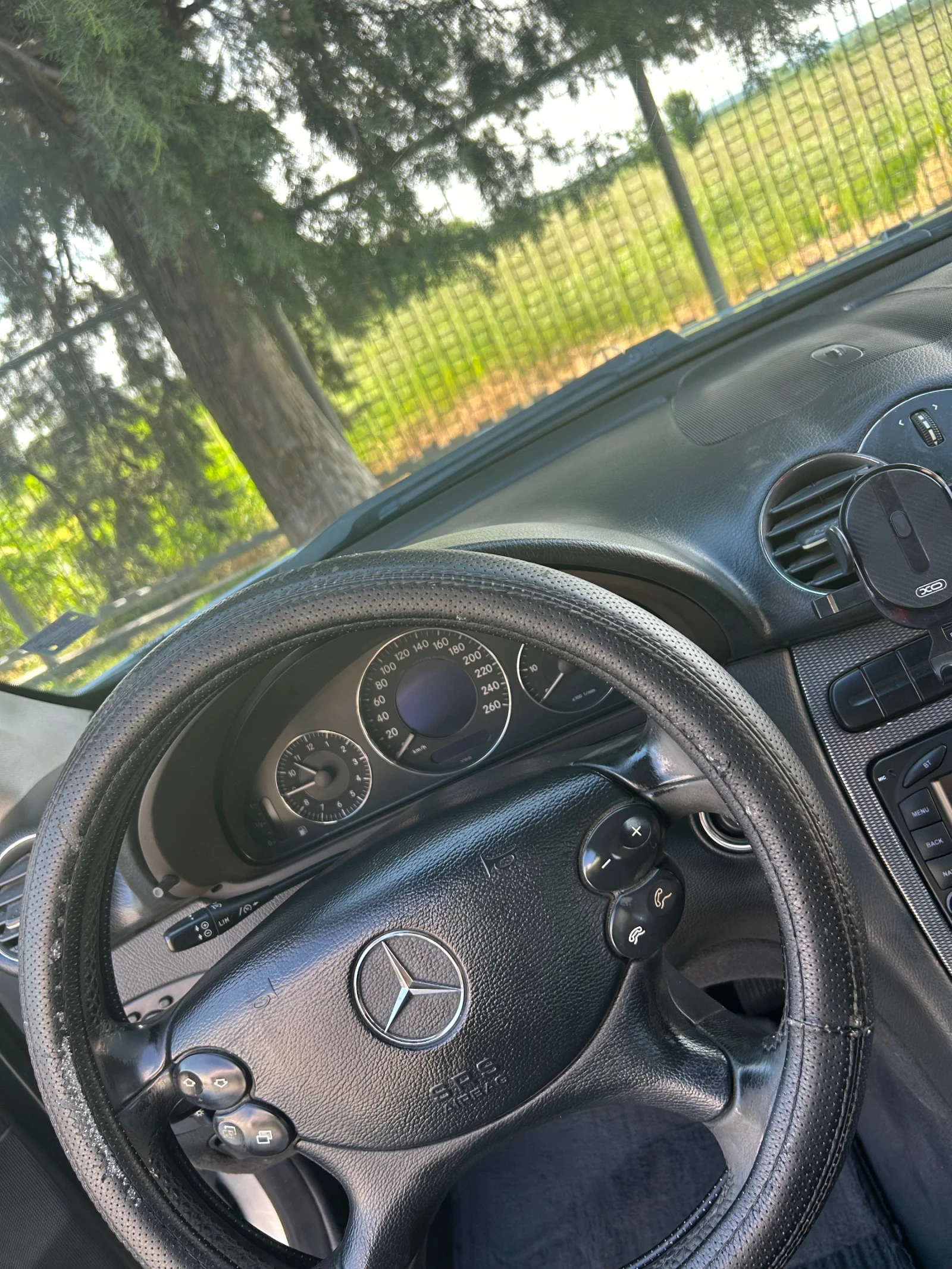 Mercedes-Benz CLK, снимка 8 - Автомобили и джипове - 54484452