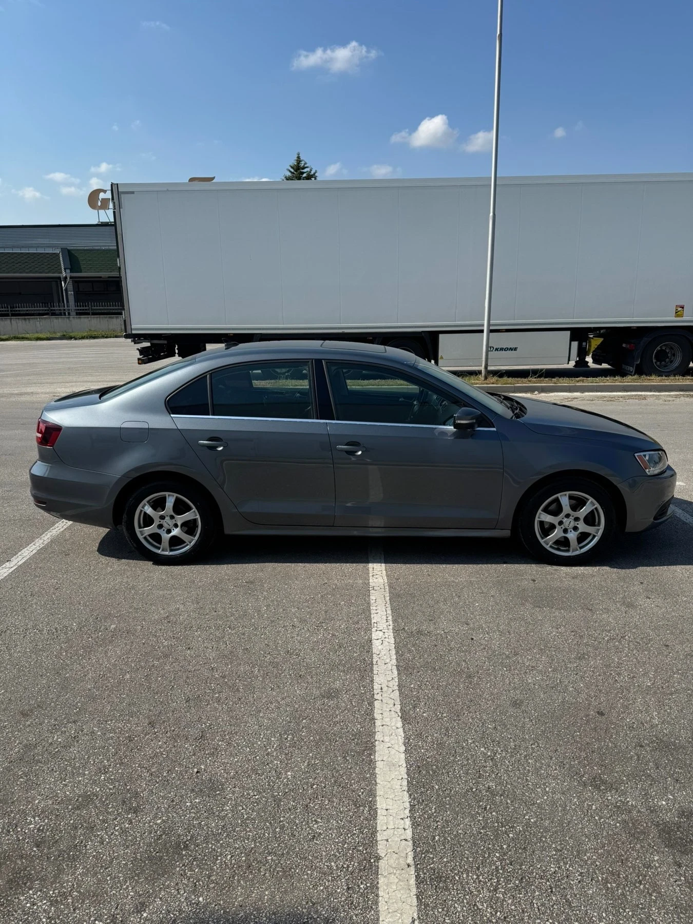 VW Jetta, снимка 4 - Автомобили и джипове - 54945187