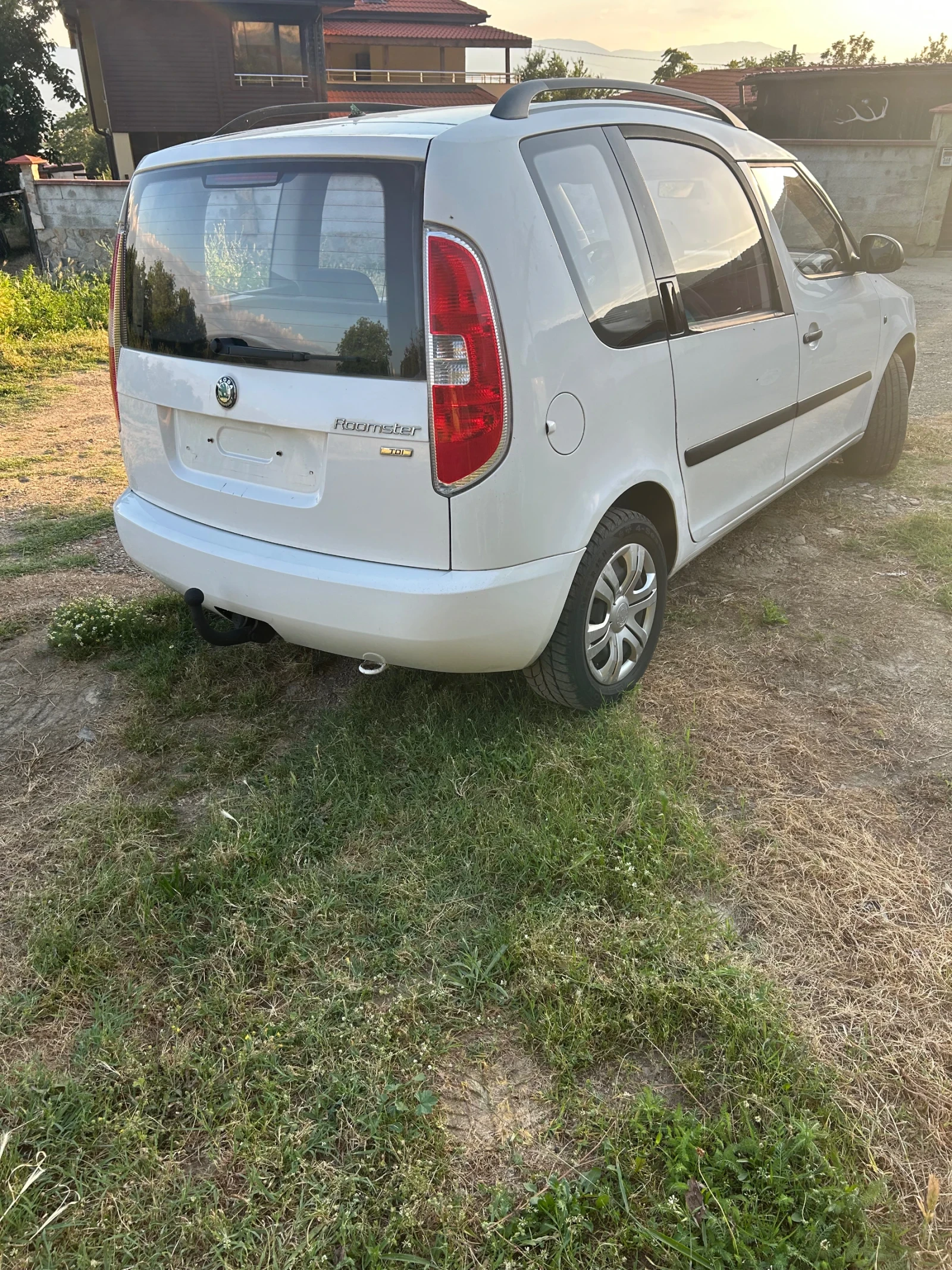 Skoda Roomster, снимка 3 - Автомобили и джипове - 55112040