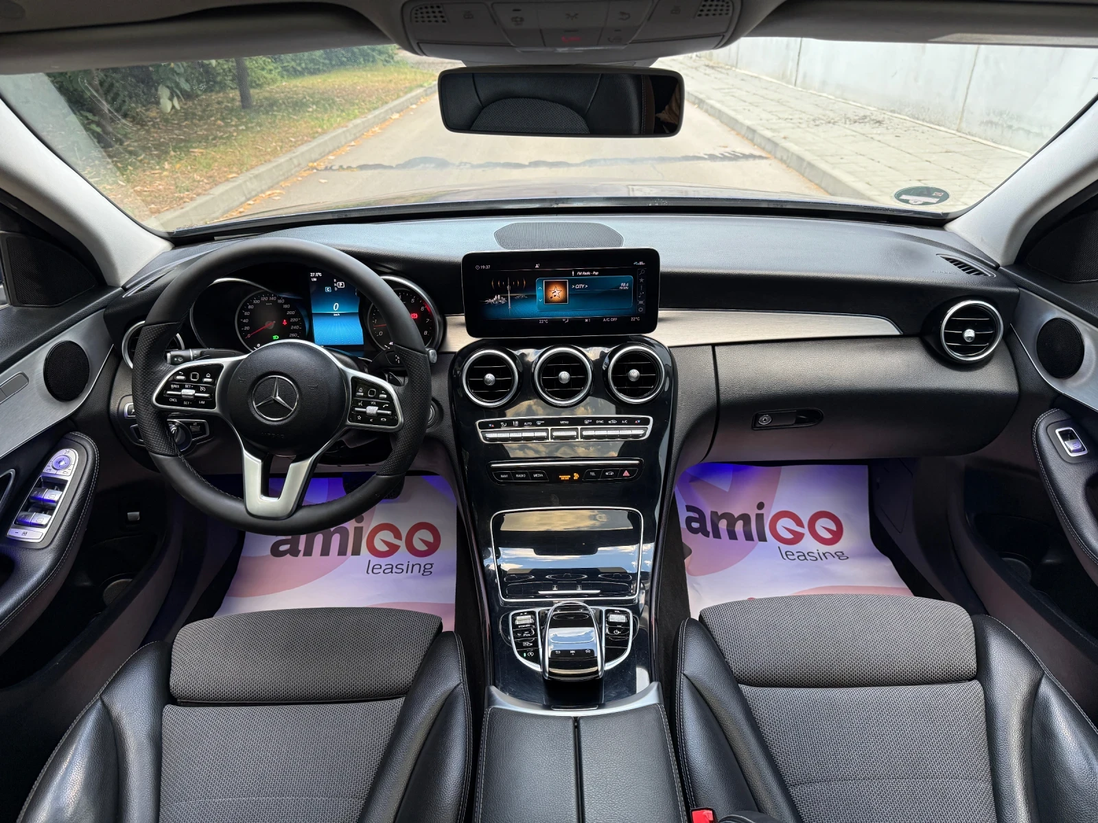 Mercedes-Benz C 180 FACELIFT * TOP, снимка 11 - Автомобили и джипове - 55166088