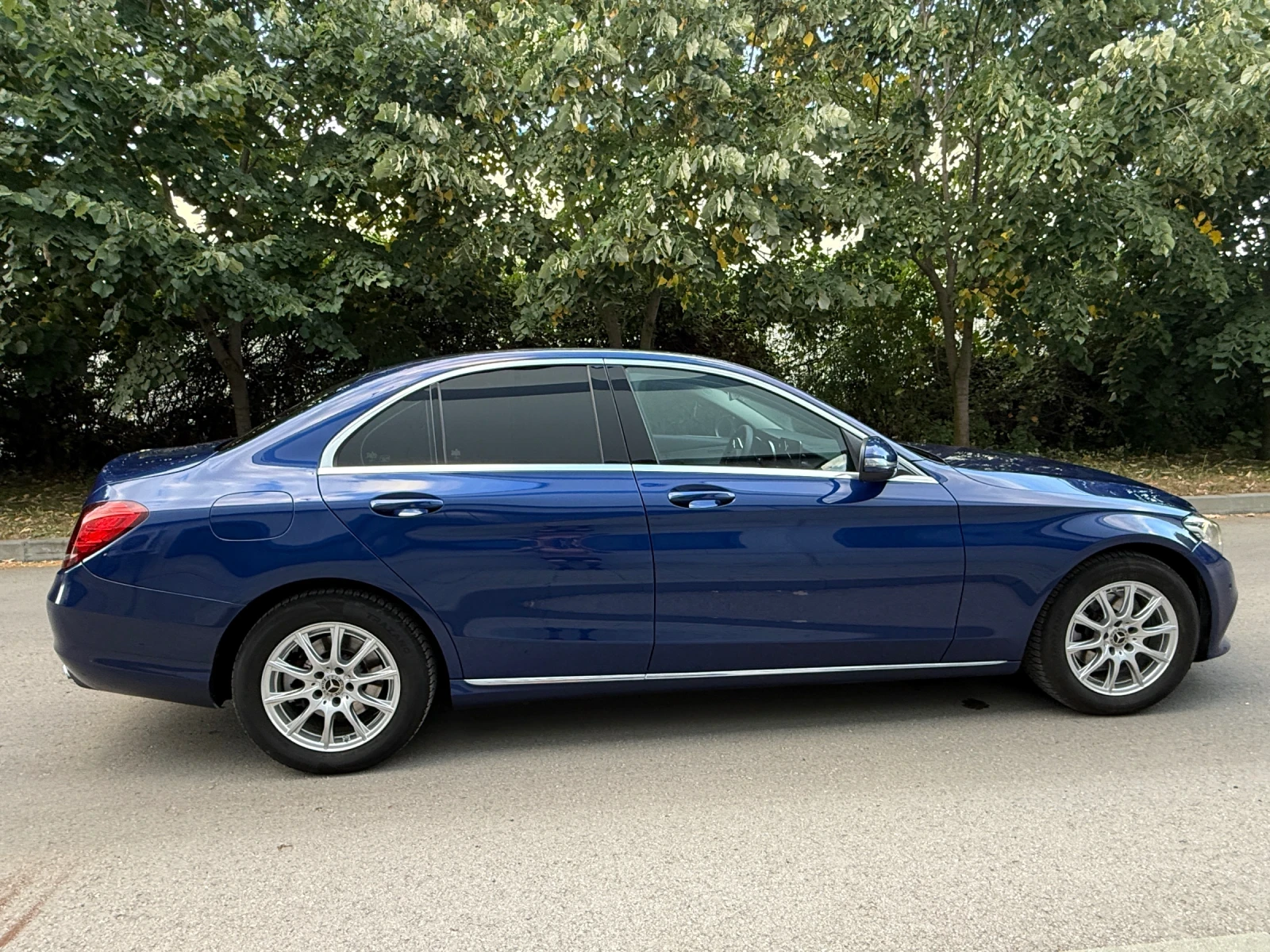 Mercedes-Benz C 180 FACELIFT * TOP, снимка 8 - Автомобили и джипове - 55166088