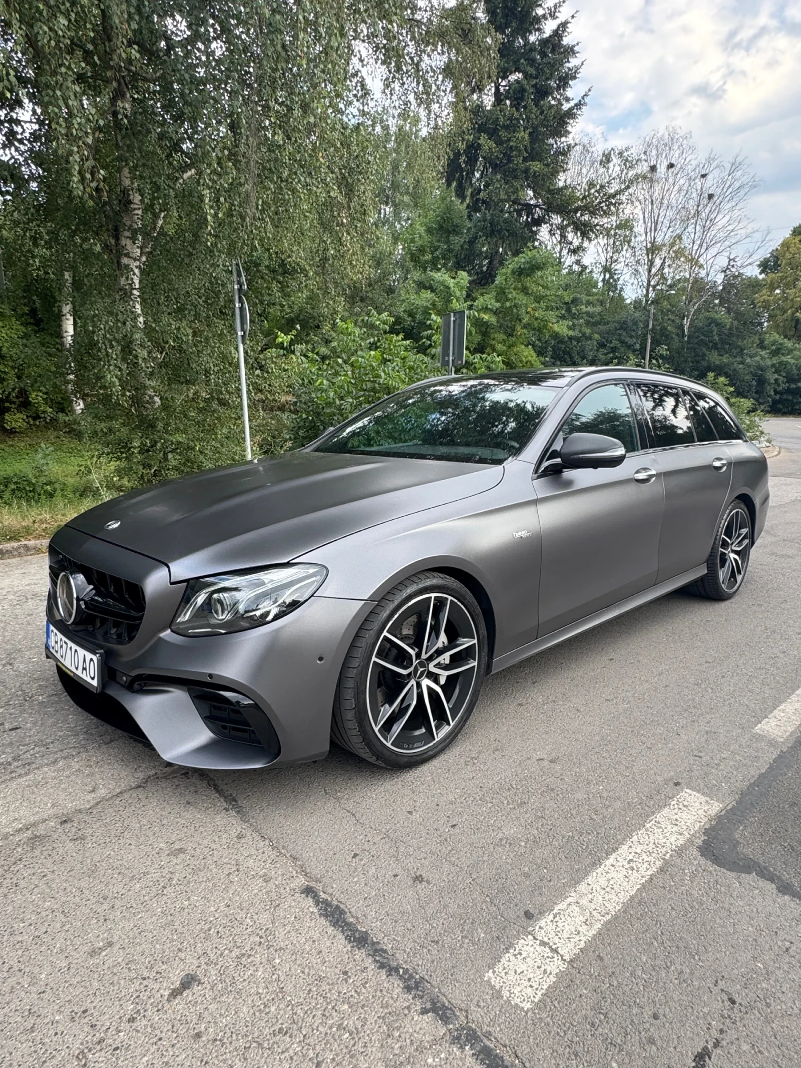 Mercedes-Benz E 53 AMG 4MATIC+ | ГОТОВ ЛИЗИНГ, снимка 2 - Автомобили и джипове - 55607439