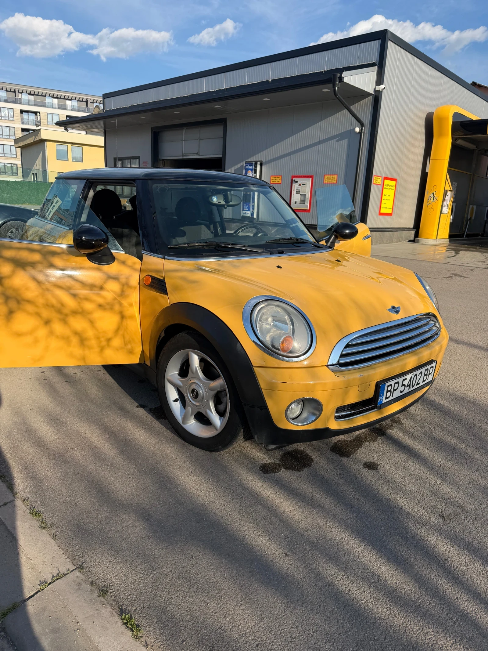 Mini Cooper MINI Cooper 1.6i 16V   120 к.с., снимка 2 - Автомобили и джипове - 55930669