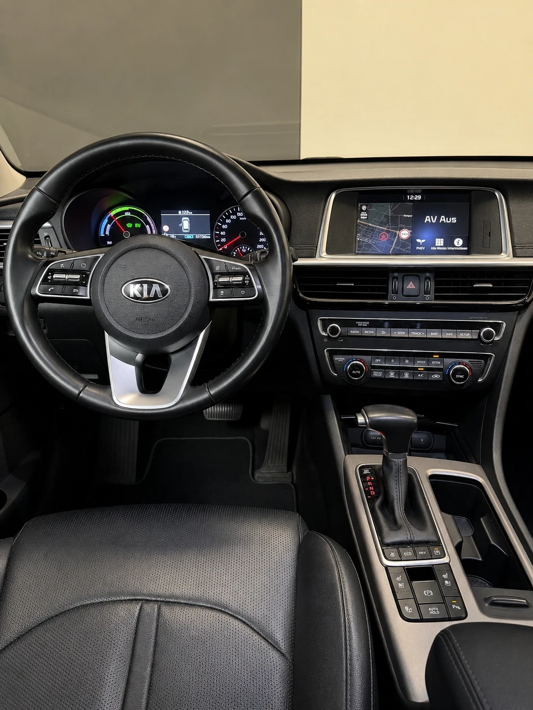 Kia Optima 2.0  PHEV Premium Face Швейцария, снимка 7 - Автомобили и джипове - 56167240