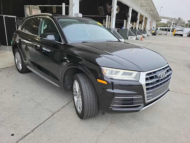 Audi Q5, снимка 2 - Автомобили и джипове - 48724578