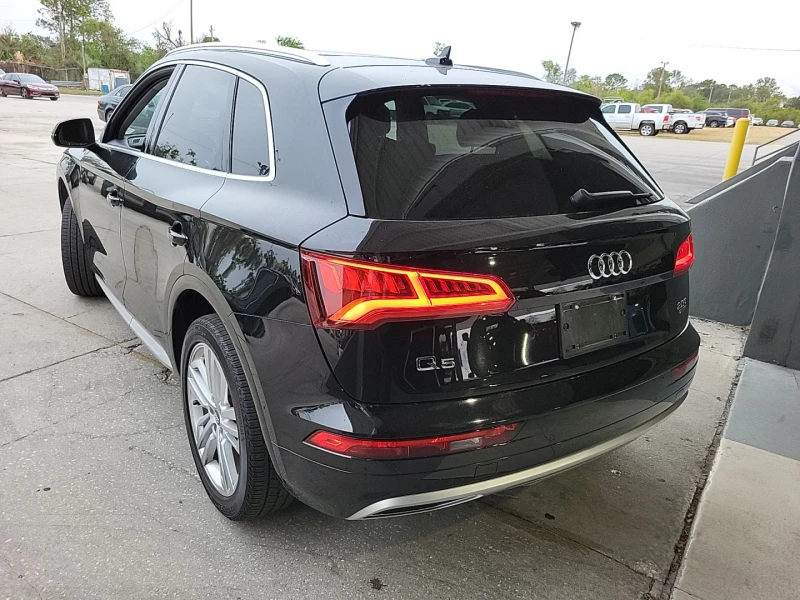 Audi Q5, снимка 5 - Автомобили и джипове - 48724578