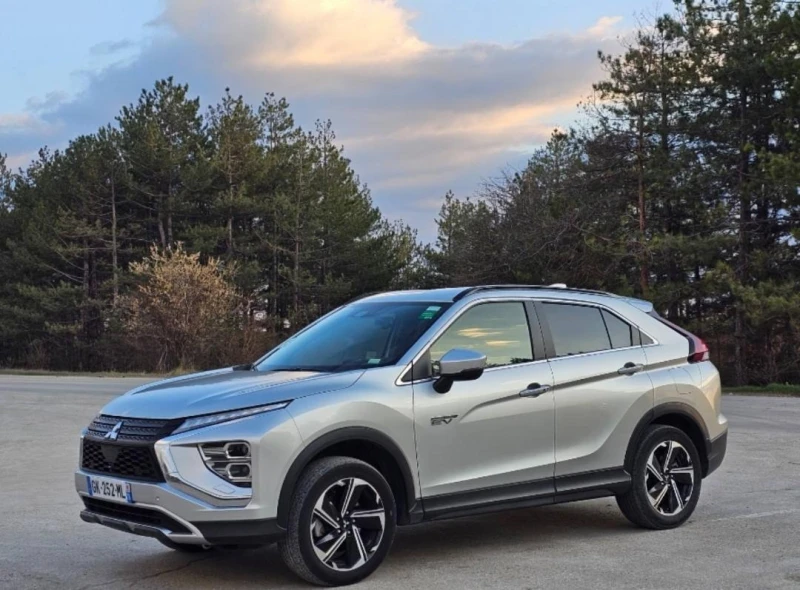 Mitsubishi Eclipse Cross PHEV Фул Екстри НОВА, снимка 2 - Автомобили и джипове - 49580549