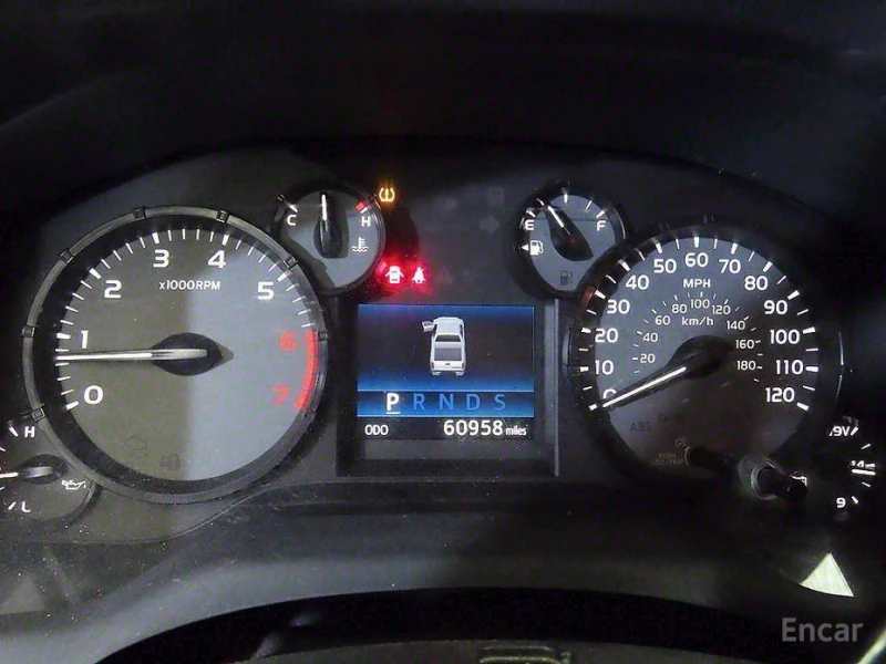 Toyota Tundra, снимка 8 - Автомобили и джипове - 53328056