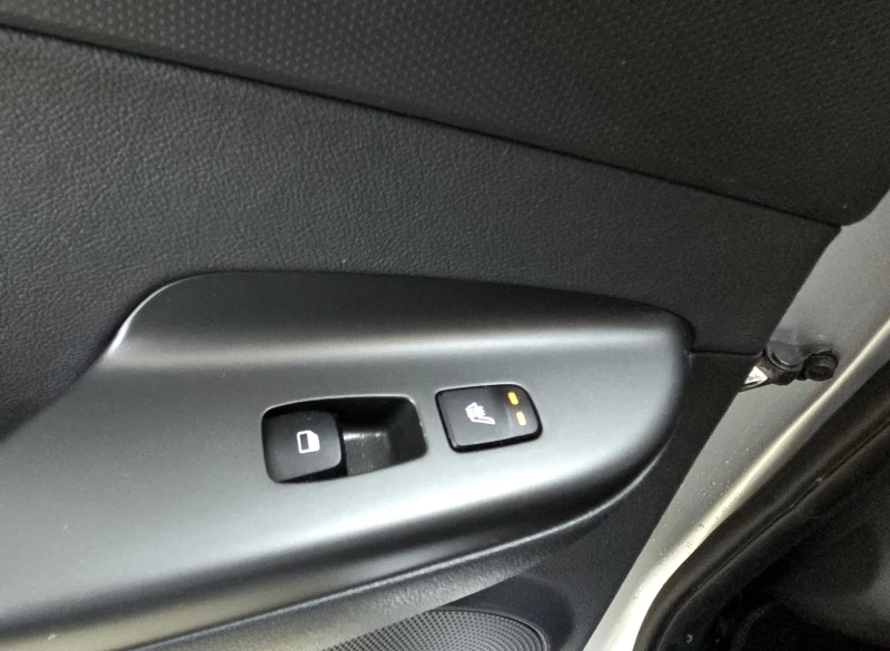 Hyundai Kona 64KWh/Premium/Шибидах/Blue link/Теглич, снимка 10 - Автомобили и джипове - 53512043