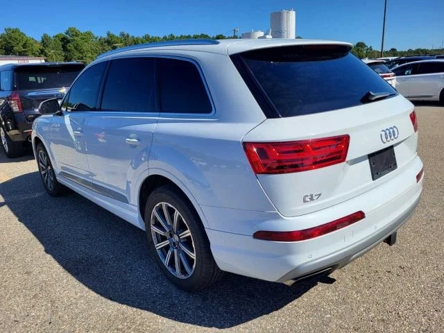 Audi Q7 3.0T* PRESTIGE* ДИГИТАЛНО* ТАБЛО* ДИСТРОНИК* LANE*, снимка 4 - Автомобили и джипове - 47806299