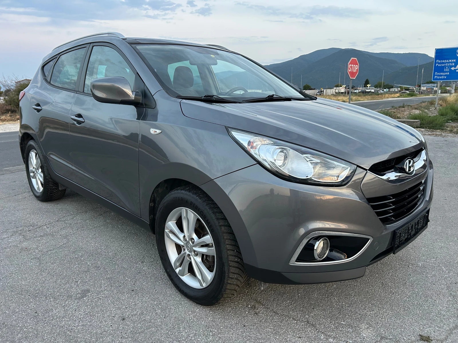 Hyundai IX35 1.7crdi ПАНОРАМА - изображение 2