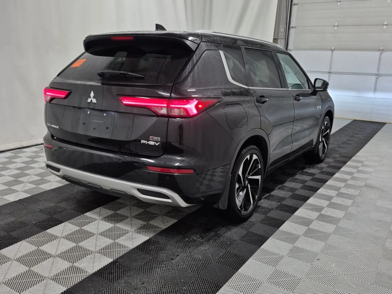 Mitsubishi Outlander CARFAX* АВТОФИНАНСИРАНЕ* БЕЗ ПЪРВОНАЧАЛНА ВНОСКА*  - изображение 3