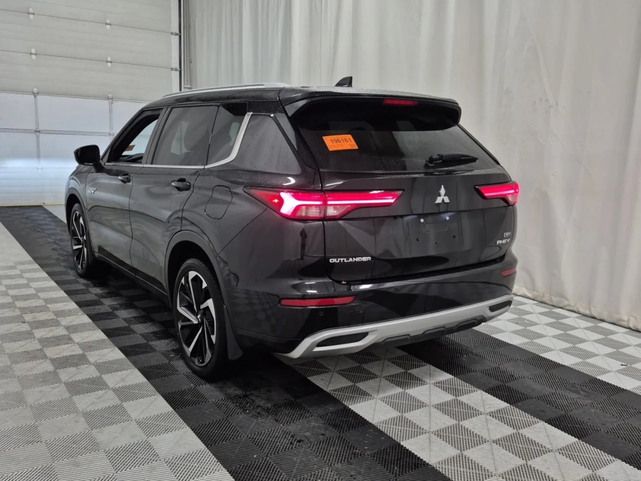 Mitsubishi Outlander CARFAX* АВТОФИНАНСИРАНЕ* БЕЗ ПЪРВОНАЧАЛНА ВНОСКА*  - изображение 4