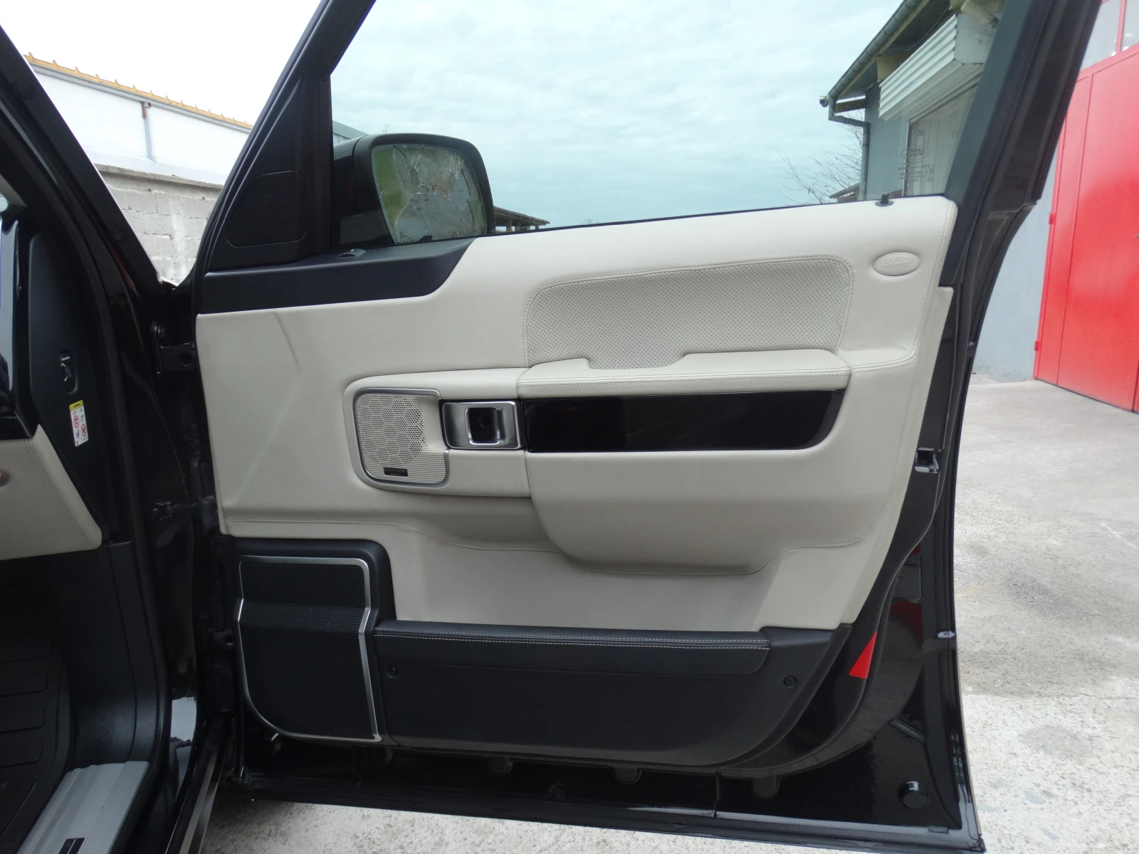 Land Rover Range rover Autobiography 5.0 SC, снимка 10 - Автомобили и джипове - 53981734