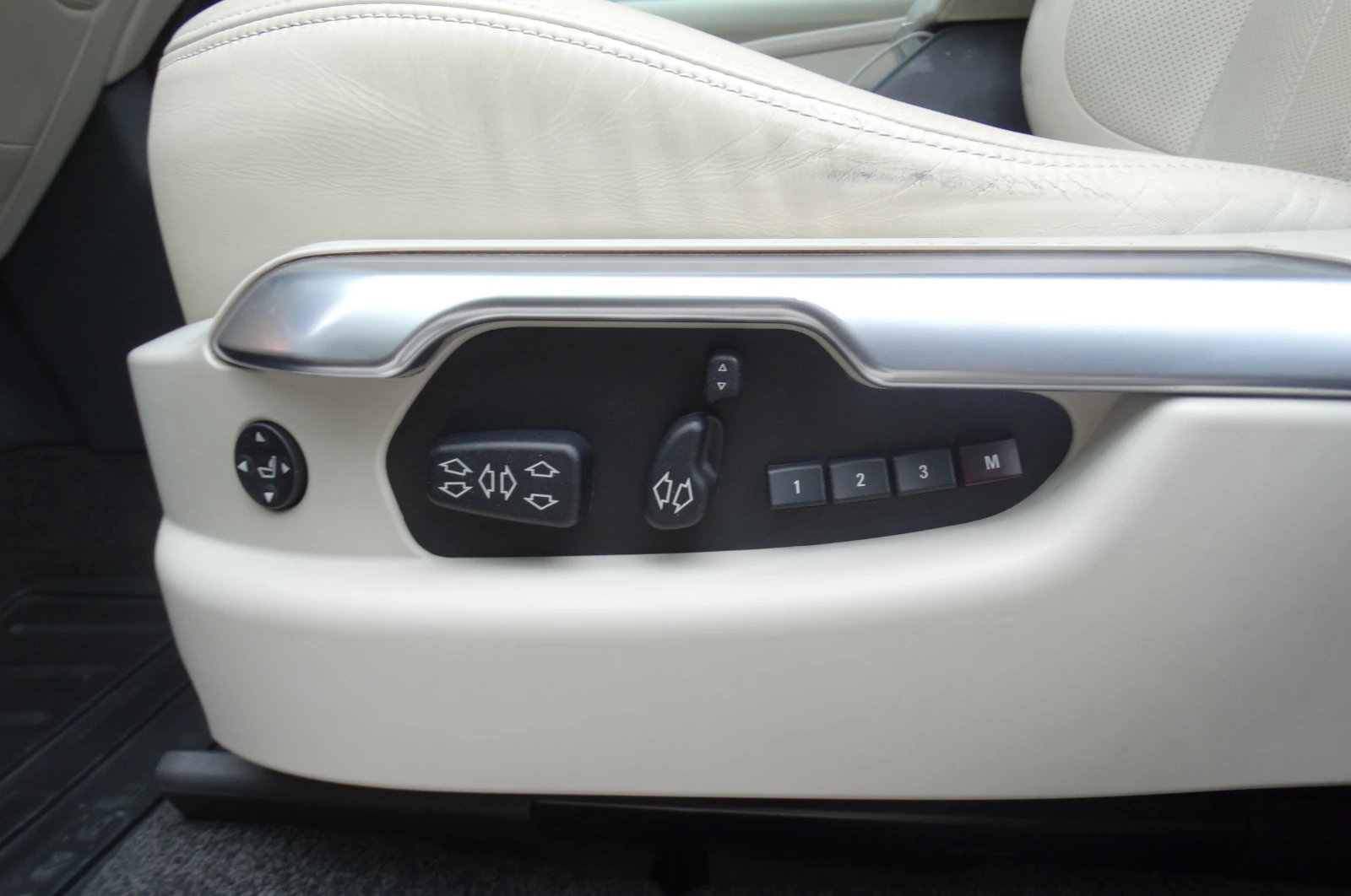 Land Rover Range rover Autobiography 5.0 SC, снимка 12 - Автомобили и джипове - 53981734