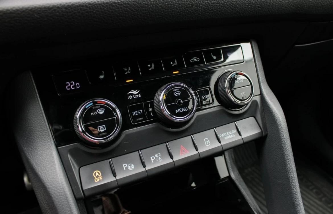 Skoda Kodiaq 2.0TDI RS DSG 4x4, снимка 12 - Автомобили и джипове - 54215834