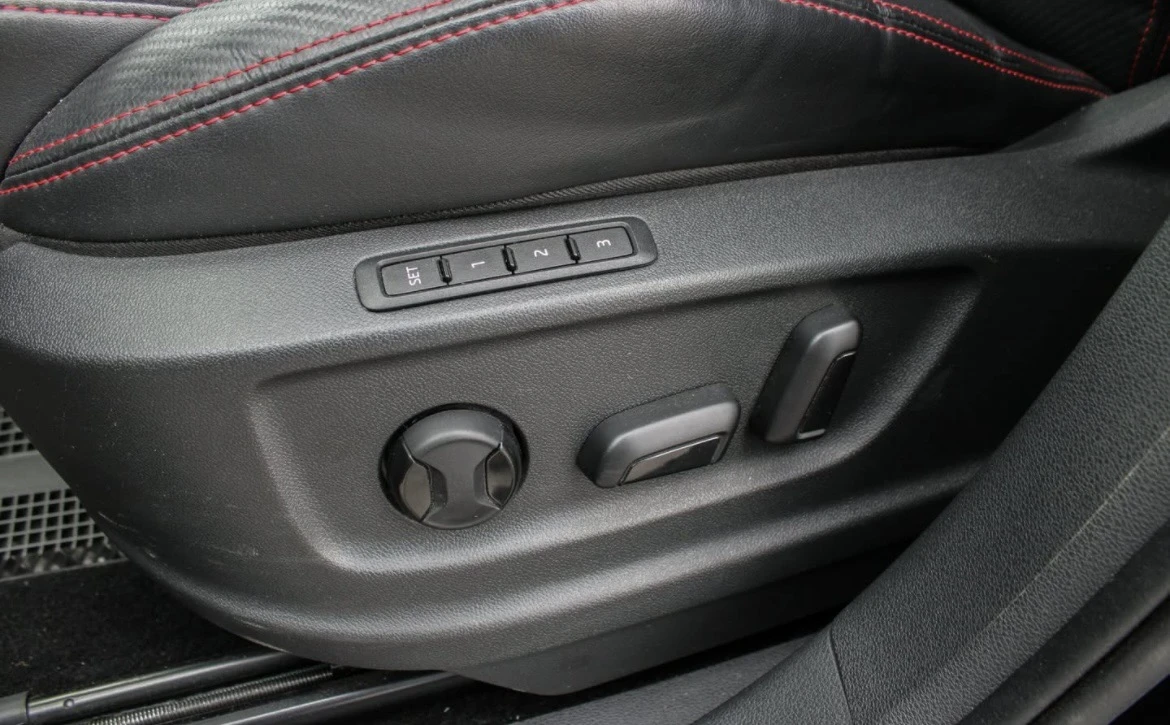 Skoda Kodiaq 2.0TDI RS DSG 4x4, снимка 17 - Автомобили и джипове - 54215834