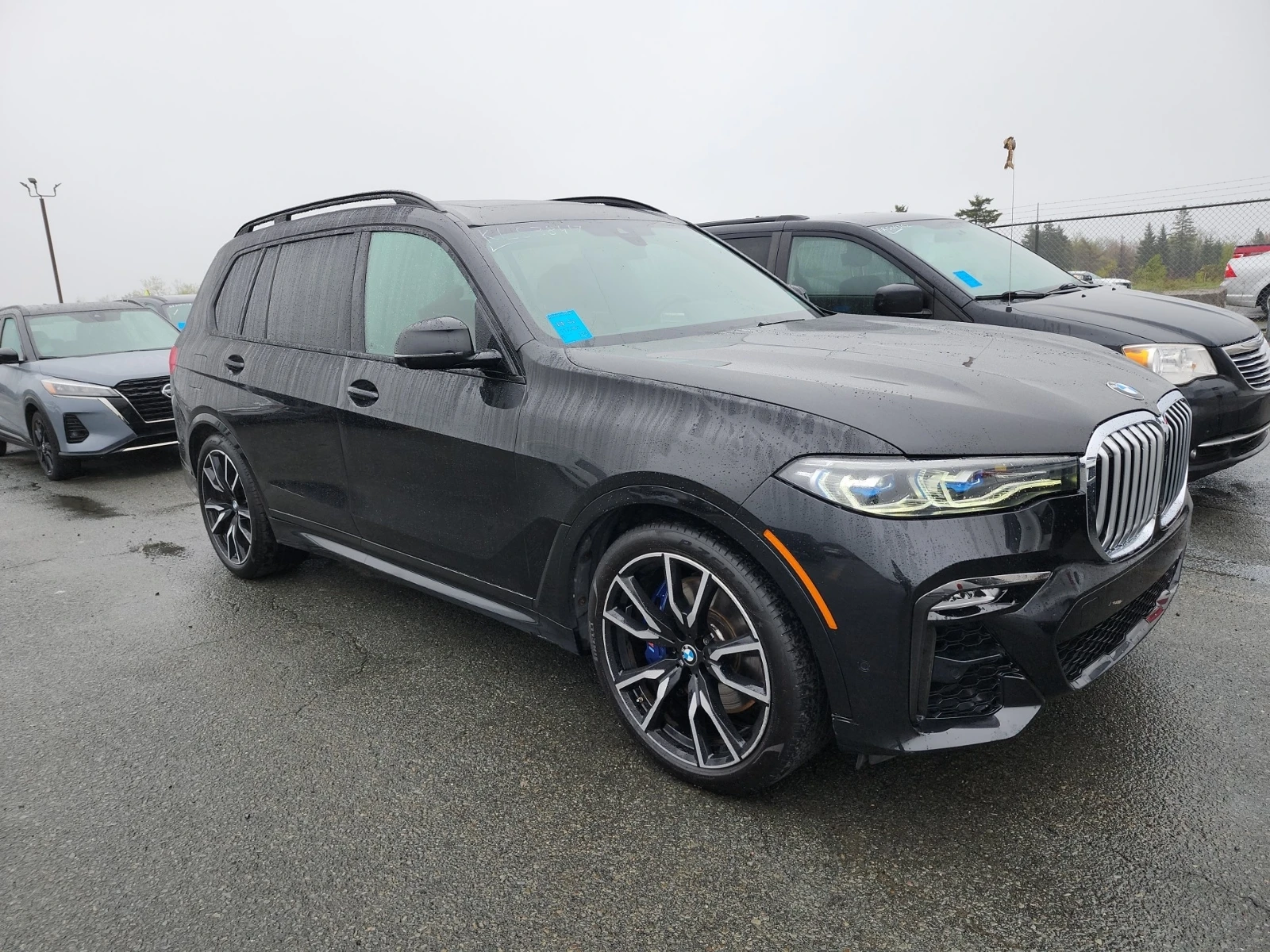 BMW X7 XDRIVE50I ЛАЗЕР * H/K * PANO * ОБДУХВАНЕ * 360, снимка 2 - Автомобили и джипове - 54769441