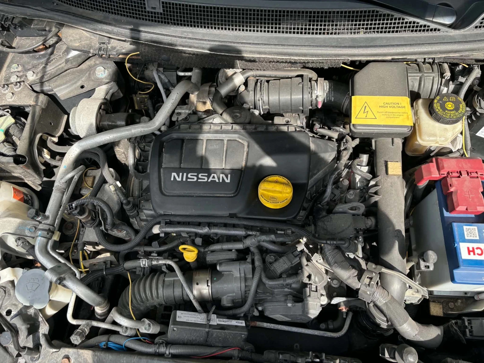 Nissan Qashqai 1.6, снимка 5 - Автомобили и джипове - 54824958