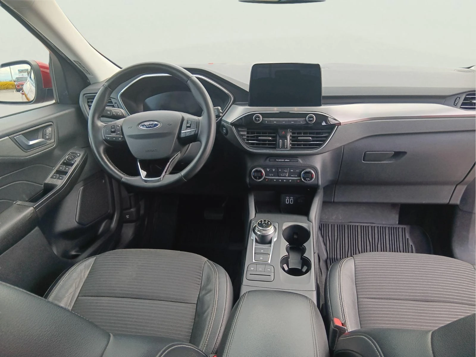 Ford Kuga 2.5 PHEV, снимка 11 - Автомобили и джипове - 55042691