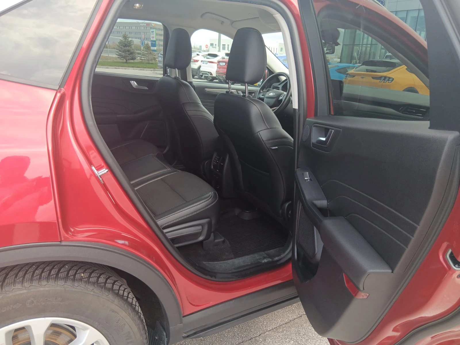 Ford Kuga 2.5 PHEV, снимка 10 - Автомобили и джипове - 55042691