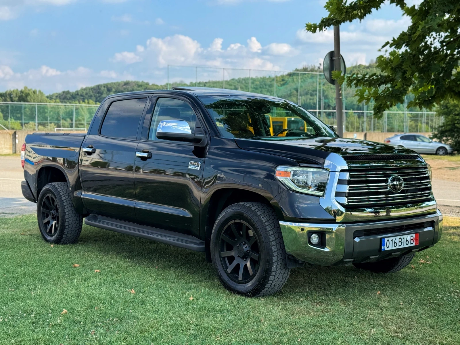 Toyota Tundra 5.7i Platinum