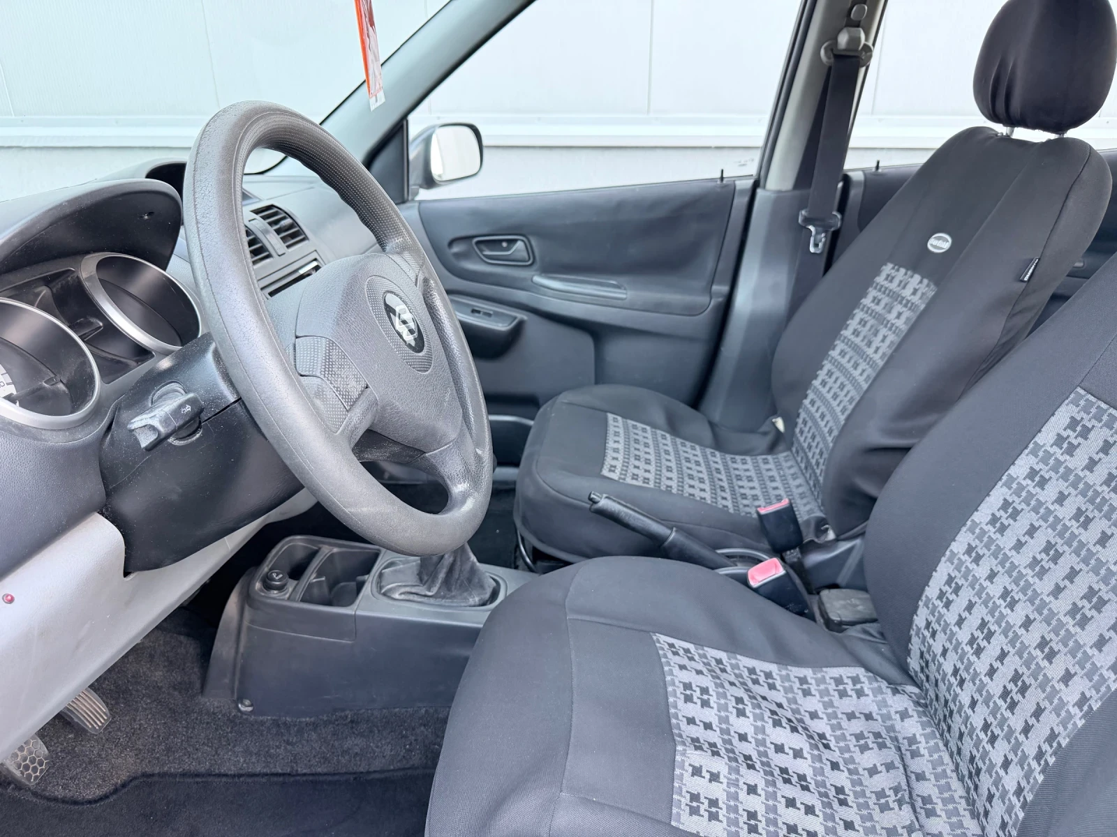 Suzuki Ignis, снимка 6 - Автомобили и джипове - 55306693