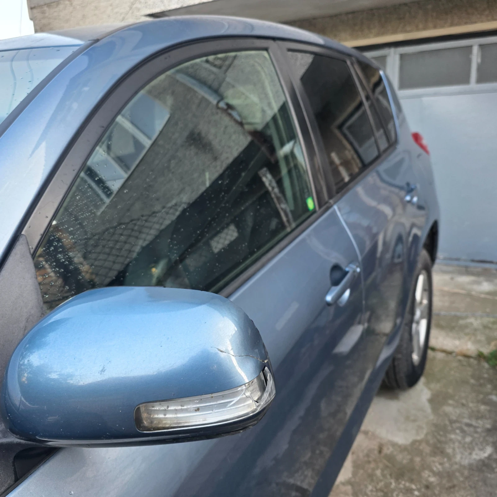 Toyota Rav4 2.2 d4d 150кс, снимка 12 - Автомобили и джипове - 55592321
