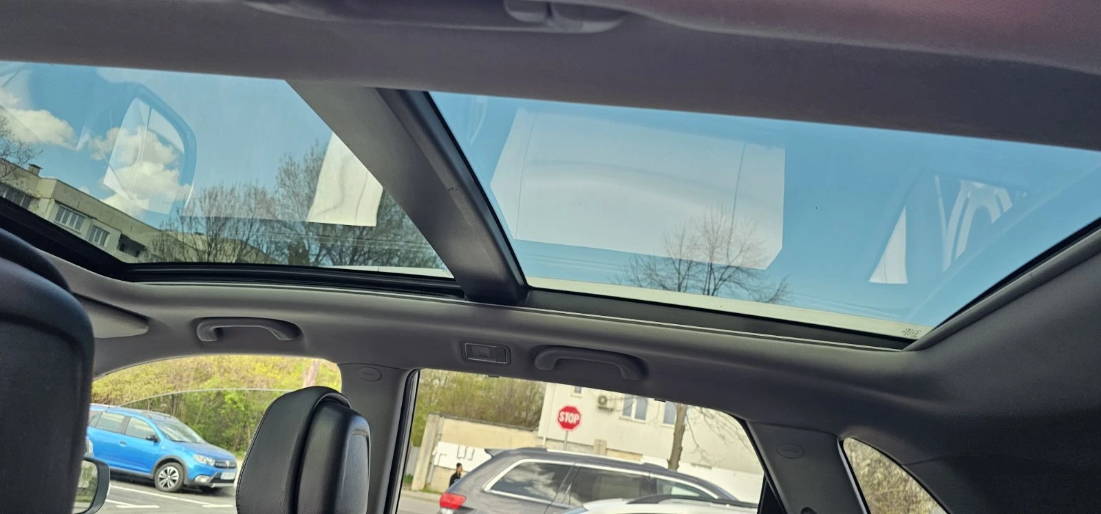 Kia Sorento 2.4 GDI AWD, снимка 4 - Автомобили и джипове - 55746316