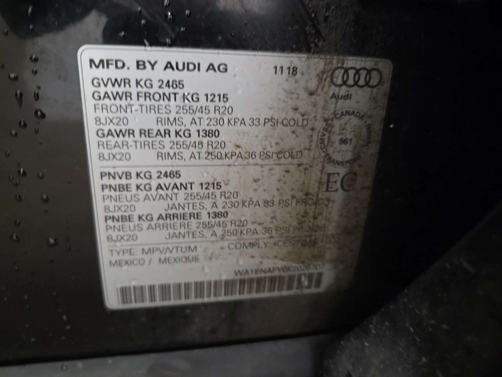 Audi Q5 PROGRESSIV / BLACK OPTIC / CARFAX, снимка 15 - Автомобили и джипове - 55831818