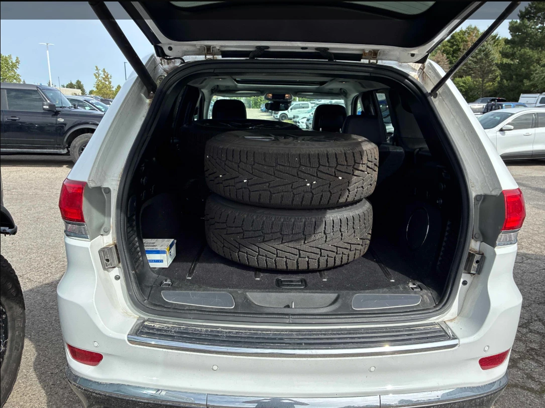 Jeep Grand cherokee 3.6 SUMMIT * КРАЙНА ЦЕНА* FULL HARMAN KARDON, снимка 12 - Автомобили и джипове - 56175745