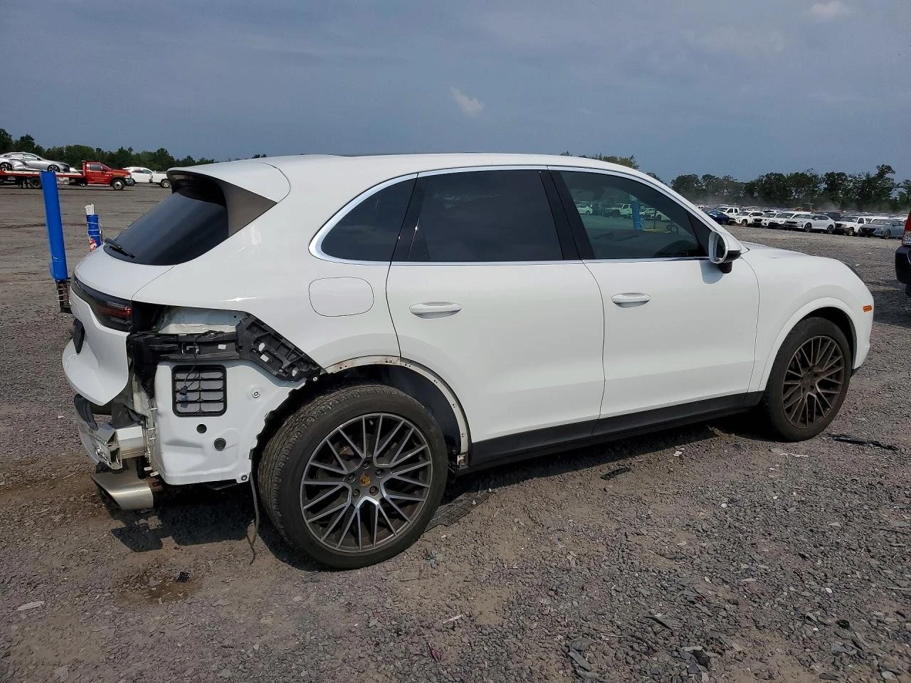 Porsche Cayenne MATRIX| 360| ЧЕРВЕН САЛОН| ПАНО, снимка 3 - Автомобили и джипове - 56366870