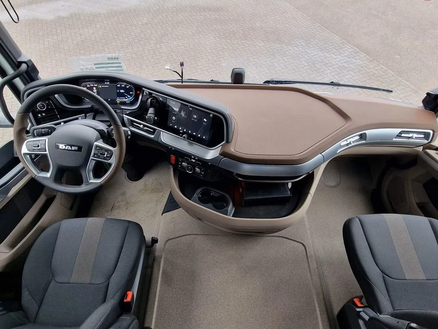 Daf XF XG+ 530* НОВ* РЕТАРДЕР* СТАЦ.КЛИМ.* 3 Г. ГАРАНЦИЯ, снимка 7 - Камиони - 55327838