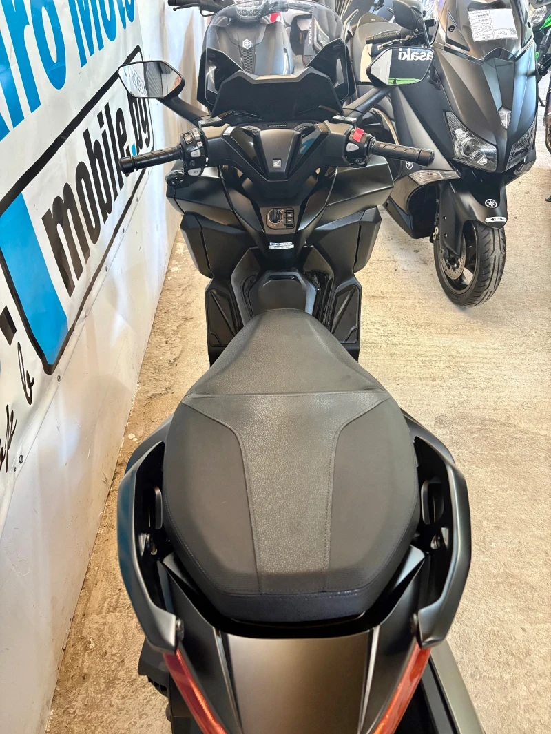 Honda Forza 350i ABS TCS LED, снимка 11 - Мотоциклети и мототехника - 51141304
