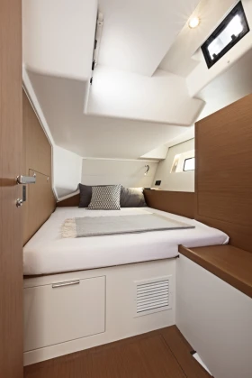 Ветроходна лодка Beneteau First 53, снимка 13