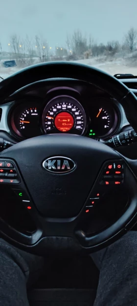 Kia Ceed, снимка 16