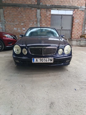 Mercedes-Benz E 320, снимка 2