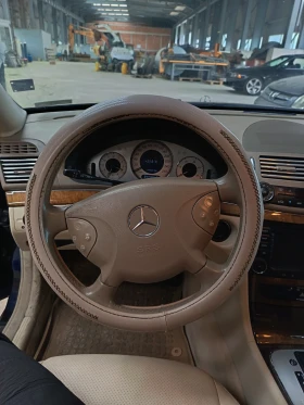 Mercedes-Benz E 320, снимка 11