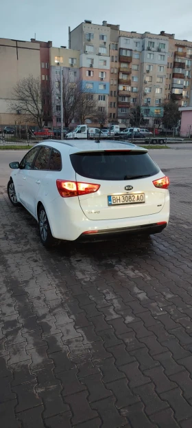 Kia Ceed - 8279 € / 16192.32 лв. - 73605975 10