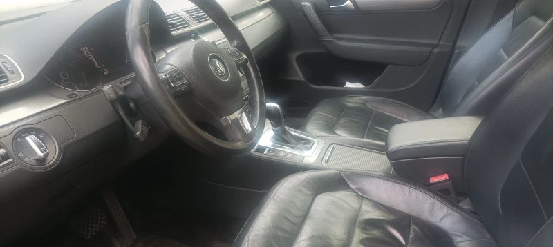 VW Passat, снимка 10 - Автомобили и джипове - 48121669