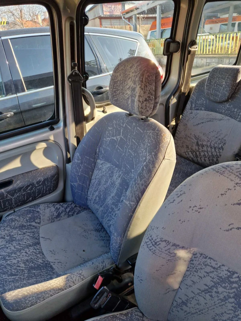 Renault Kangoo 1.5 DCi 4x4, снимка 10 - Автомобили и джипове - 48648314