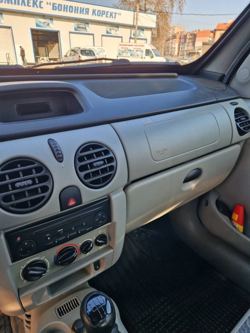 Renault Kangoo 1.5 DCi 4x4, снимка 8 - Автомобили и джипове - 48648314