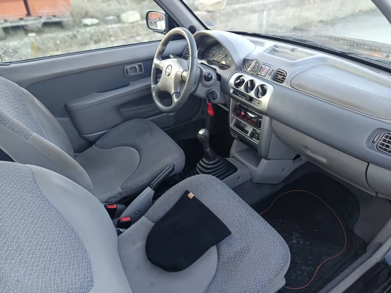 Nissan Micra 1.0i 16v, снимка 10 - Автомобили и джипове - 49201052