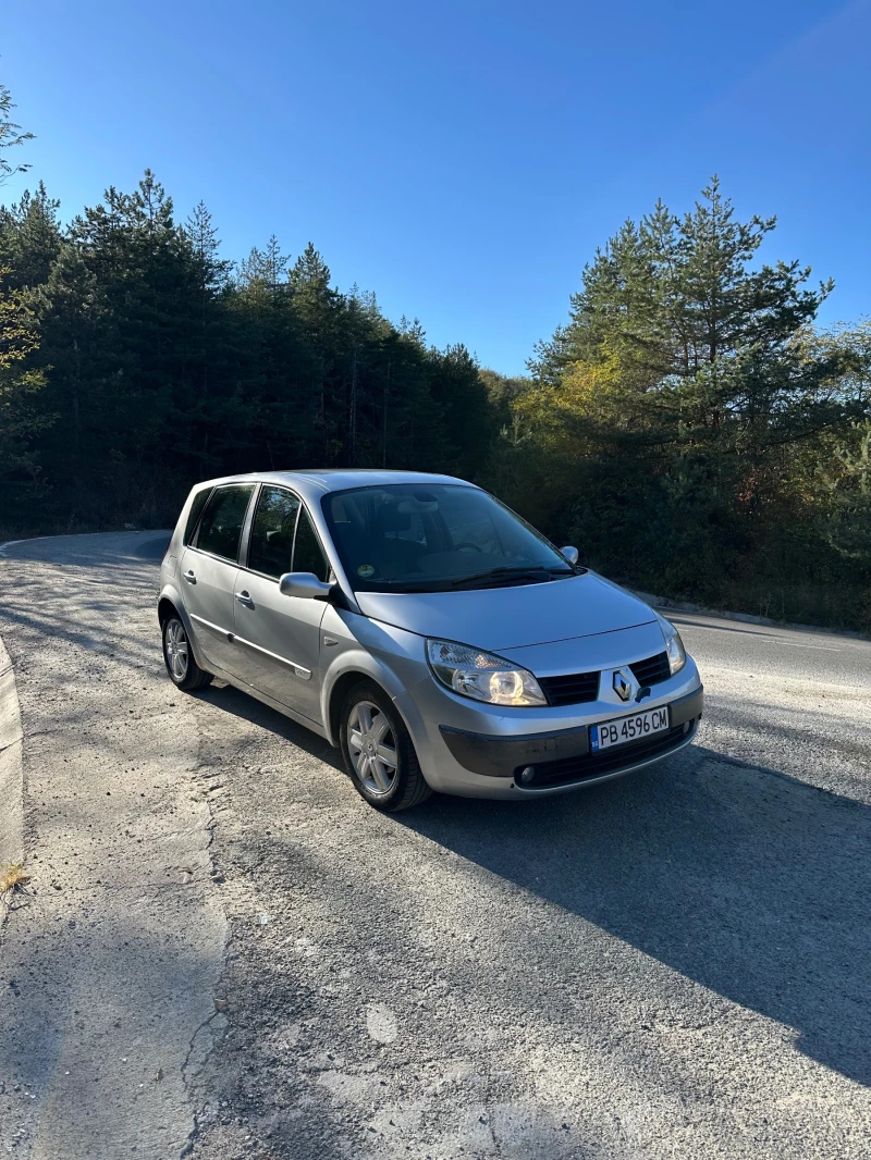 Renault Scenic, снимка 7 - Автомобили и джипове - 49515145