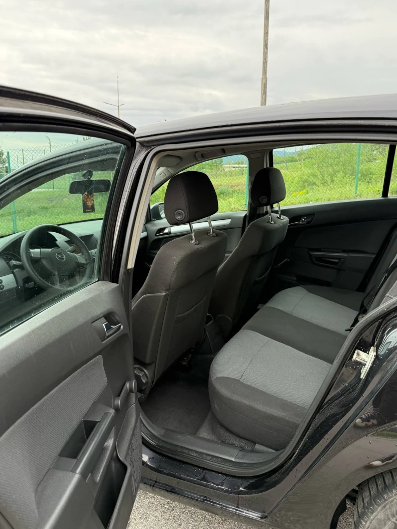 Opel Astra, снимка 5 - Автомобили и джипове - 52795684