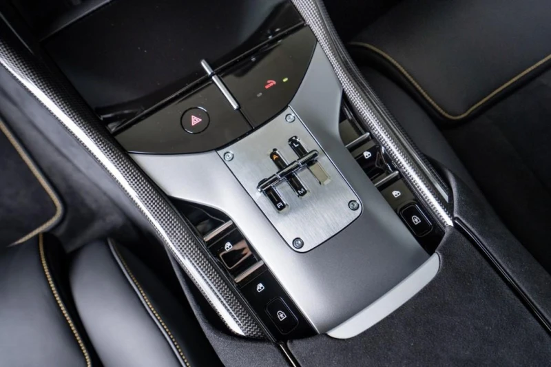 Ferrari Purosangue V12 FULL CARBON CERAMIC 360 MATRIX, снимка 12 - Автомобили и джипове - 51508654