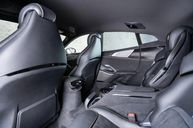 Ferrari Purosangue V12 FULL CARBON CERAMIC 360 MATRIX, снимка 15 - Автомобили и джипове - 51508654