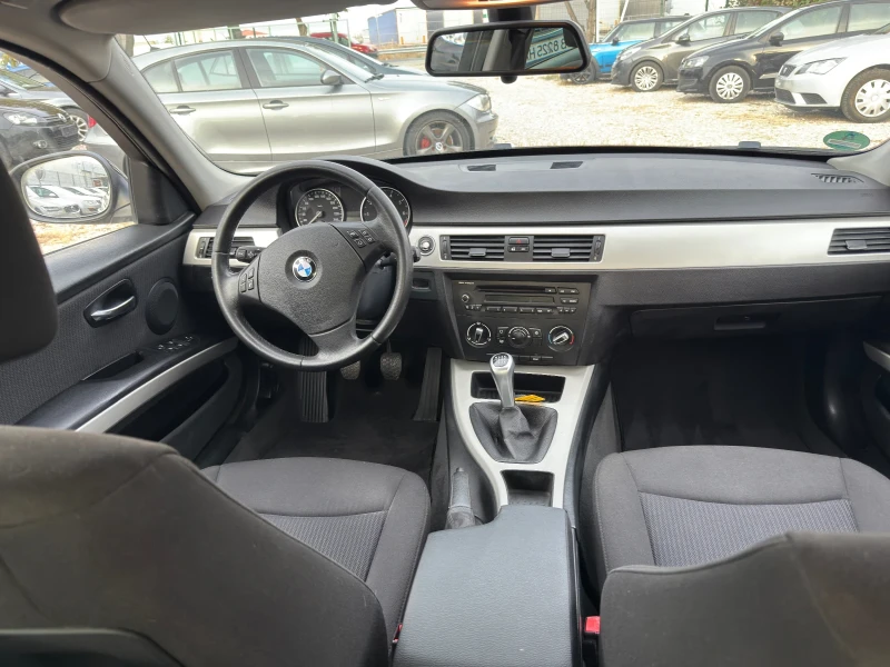 BMW 318 1.8 i, снимка 12 - Автомобили и джипове - 52140036